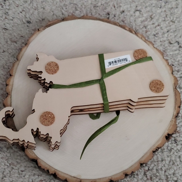 Zootility Set 4 Massachusetts Design Wood Coasters - Picture 4 of 4